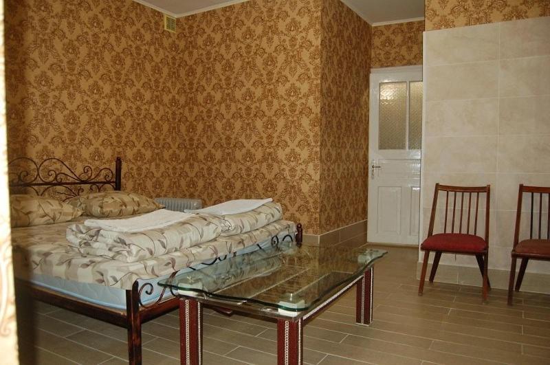Apartment On Stepana Bandery 37 Постійне Електропостачання Leópolis Exterior foto
